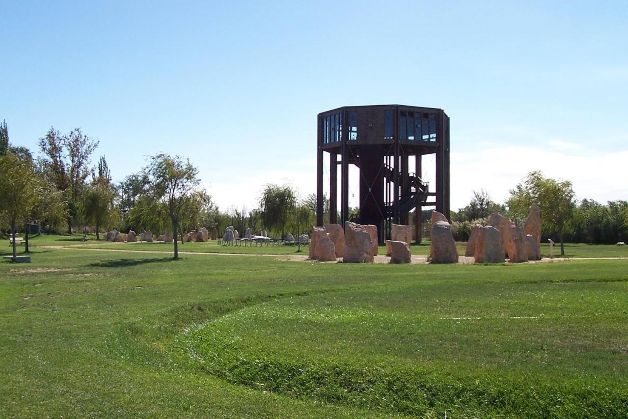 El Llano I, Parada En El Destino La Puebla De Alfinden 客房 照片